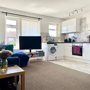 Cosy Flat - Access To Centre/airport/stadiums Liverpool